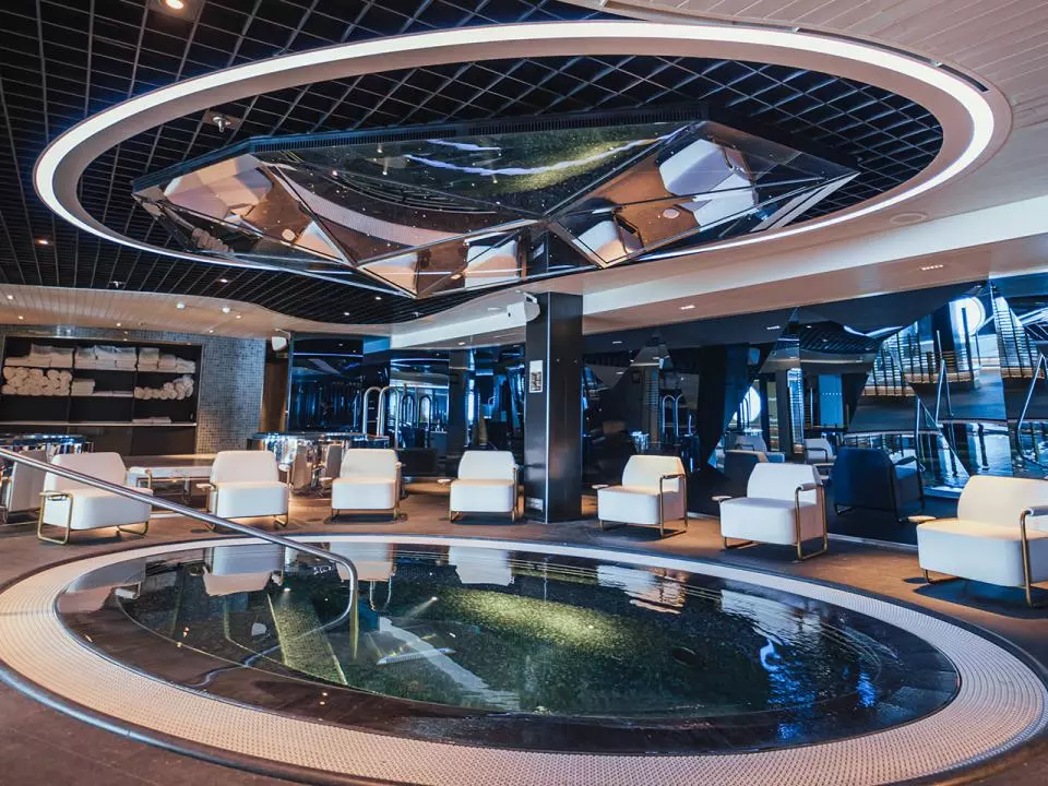 slider - American Butler