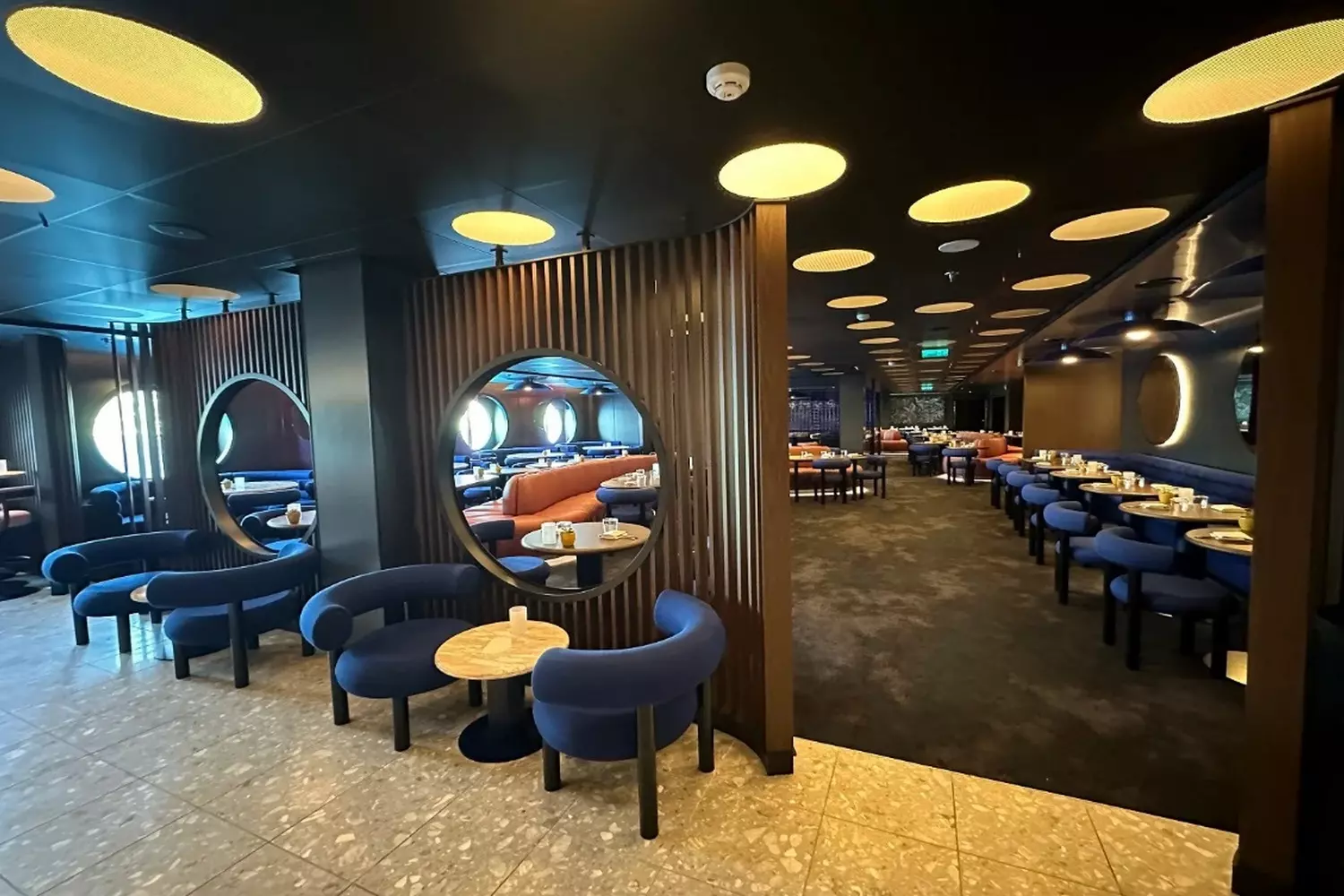 slider - American Butler