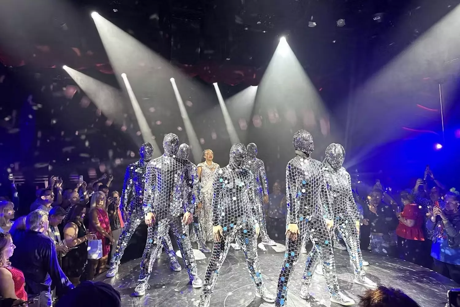 slider - American Butler