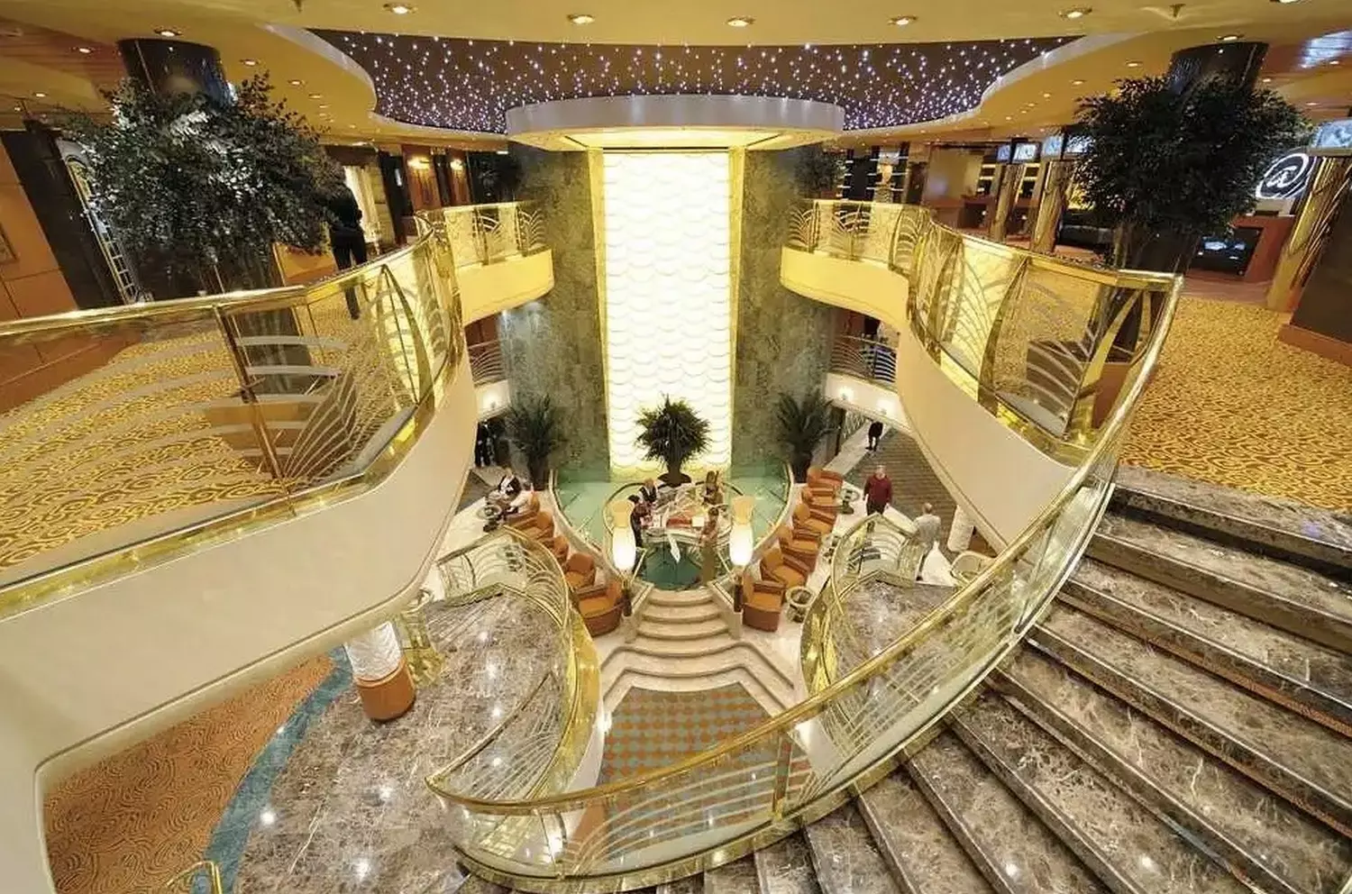 slider - American Butler