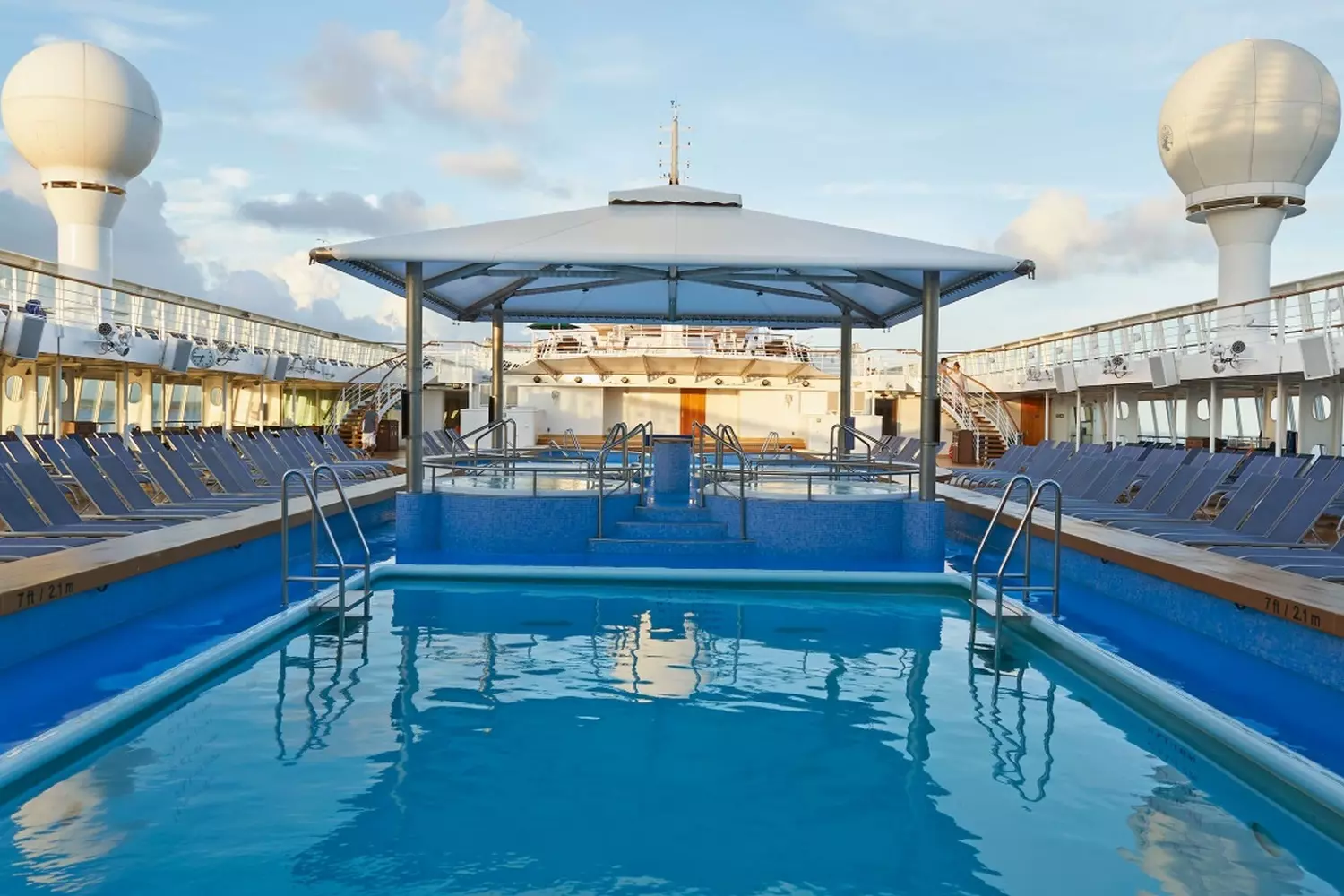 slider - American Butler