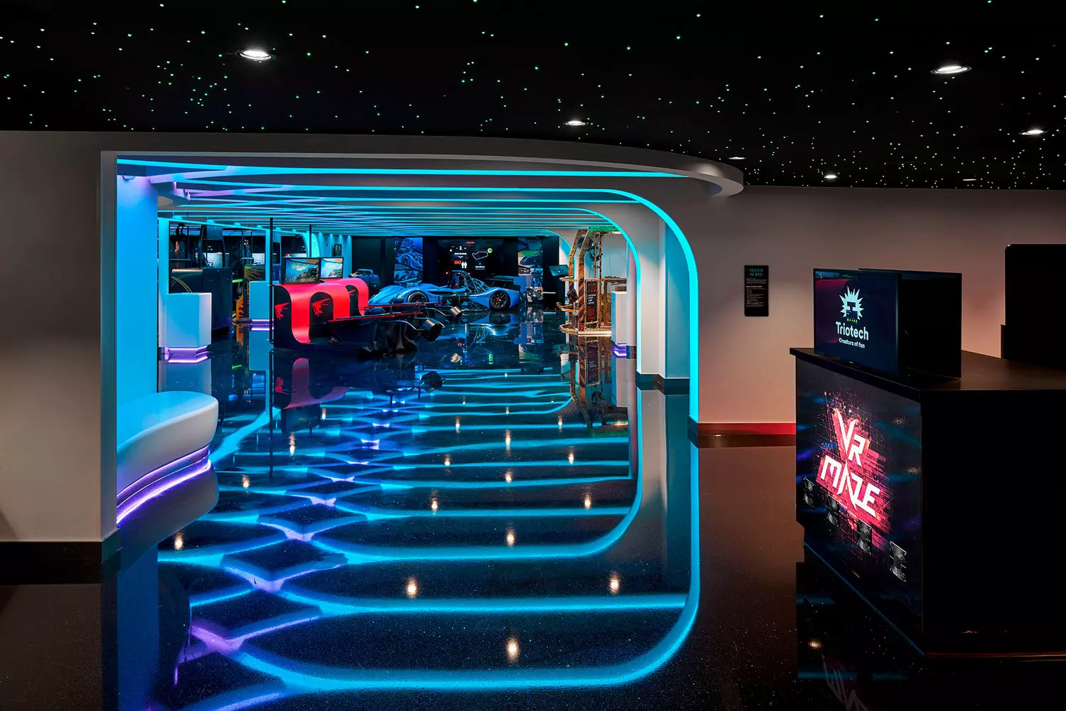 slider - American Butler