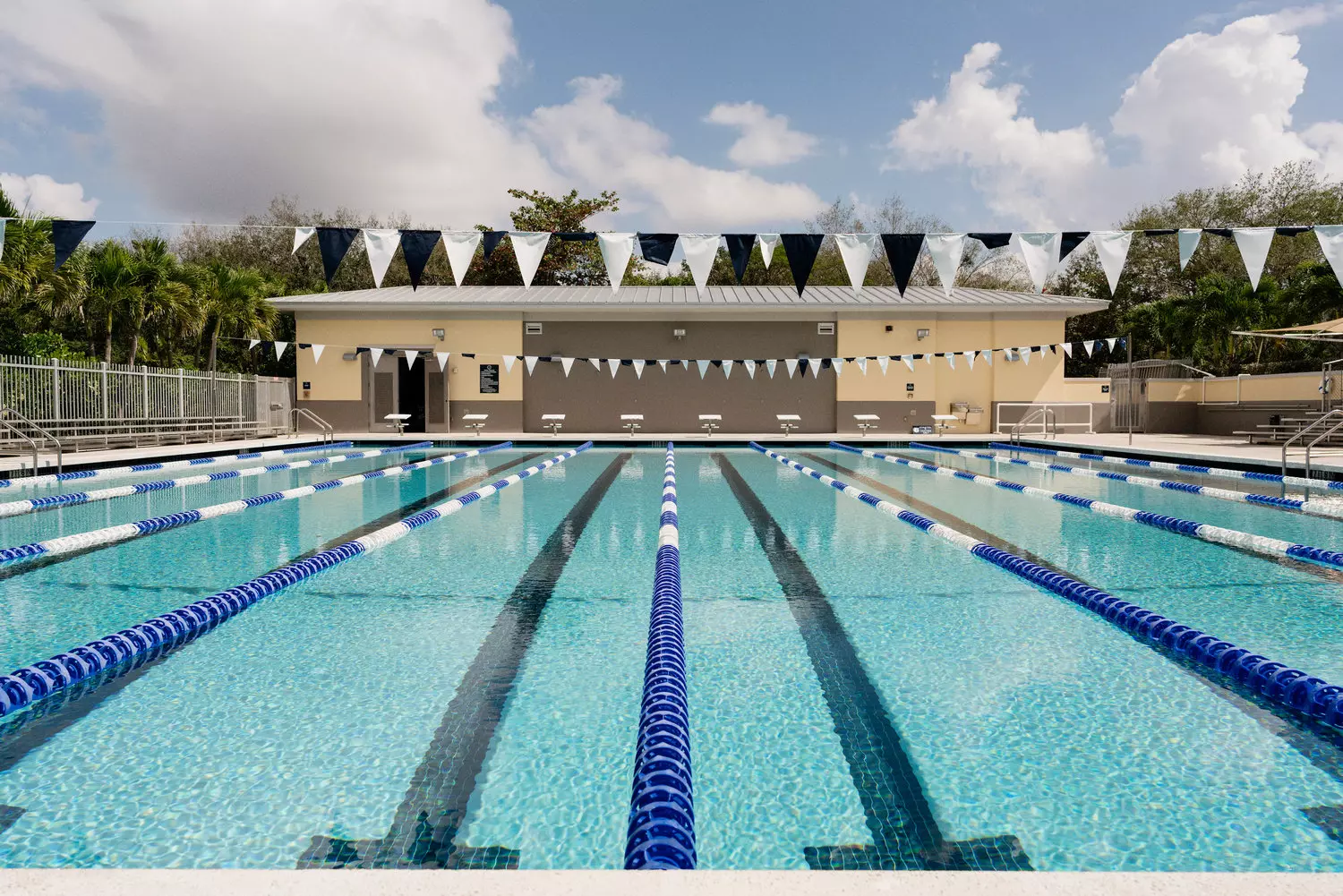 slider - American Butler