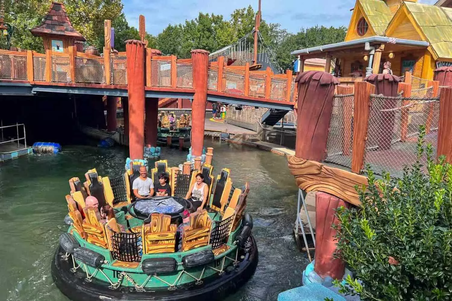 slider - American Butler