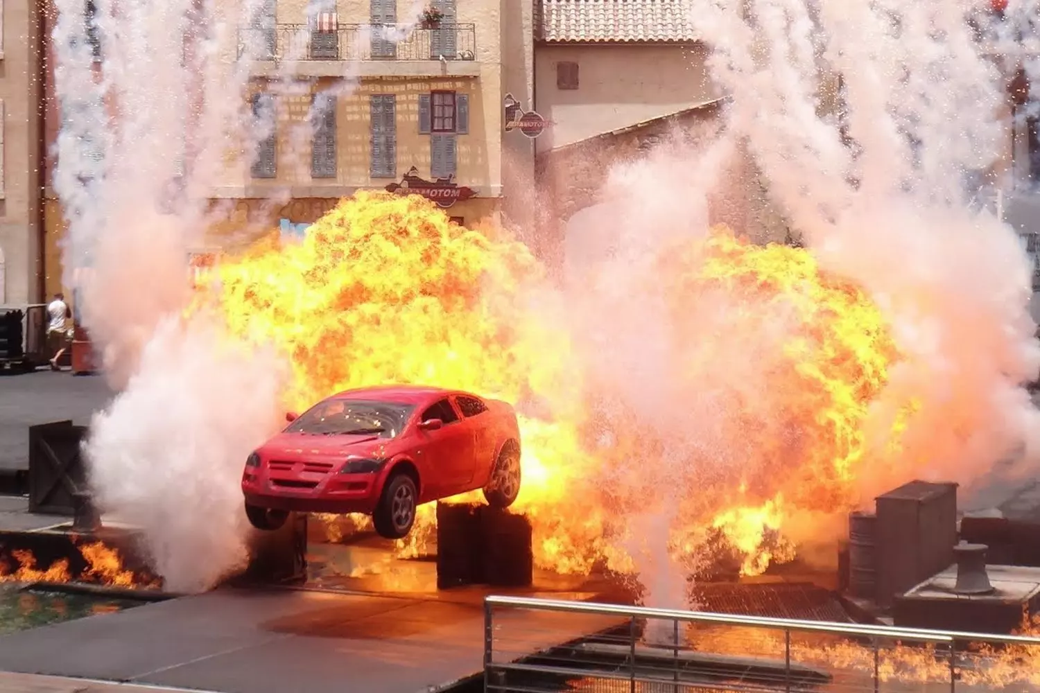 slider - American Butler