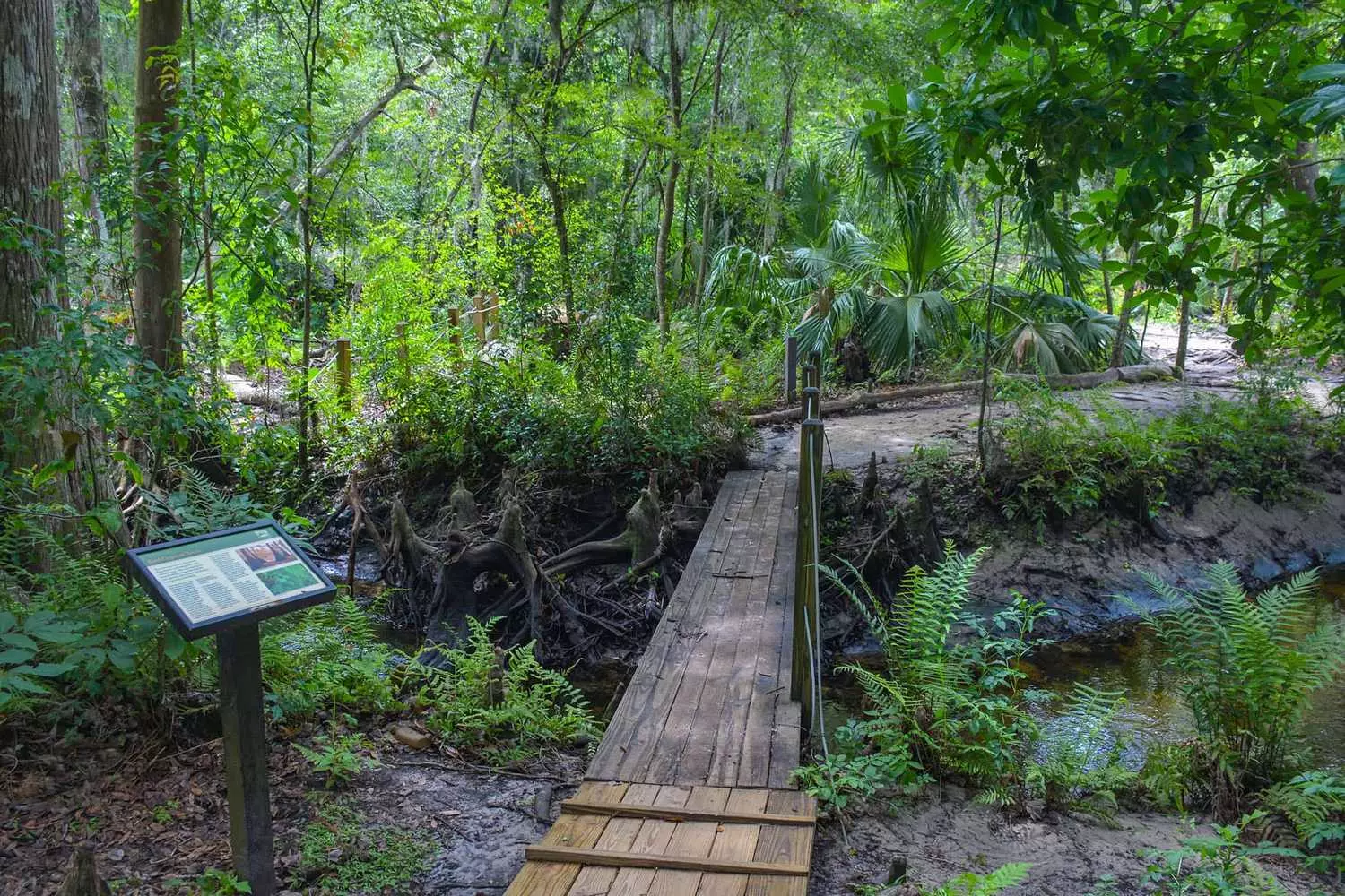 slider - American Butler