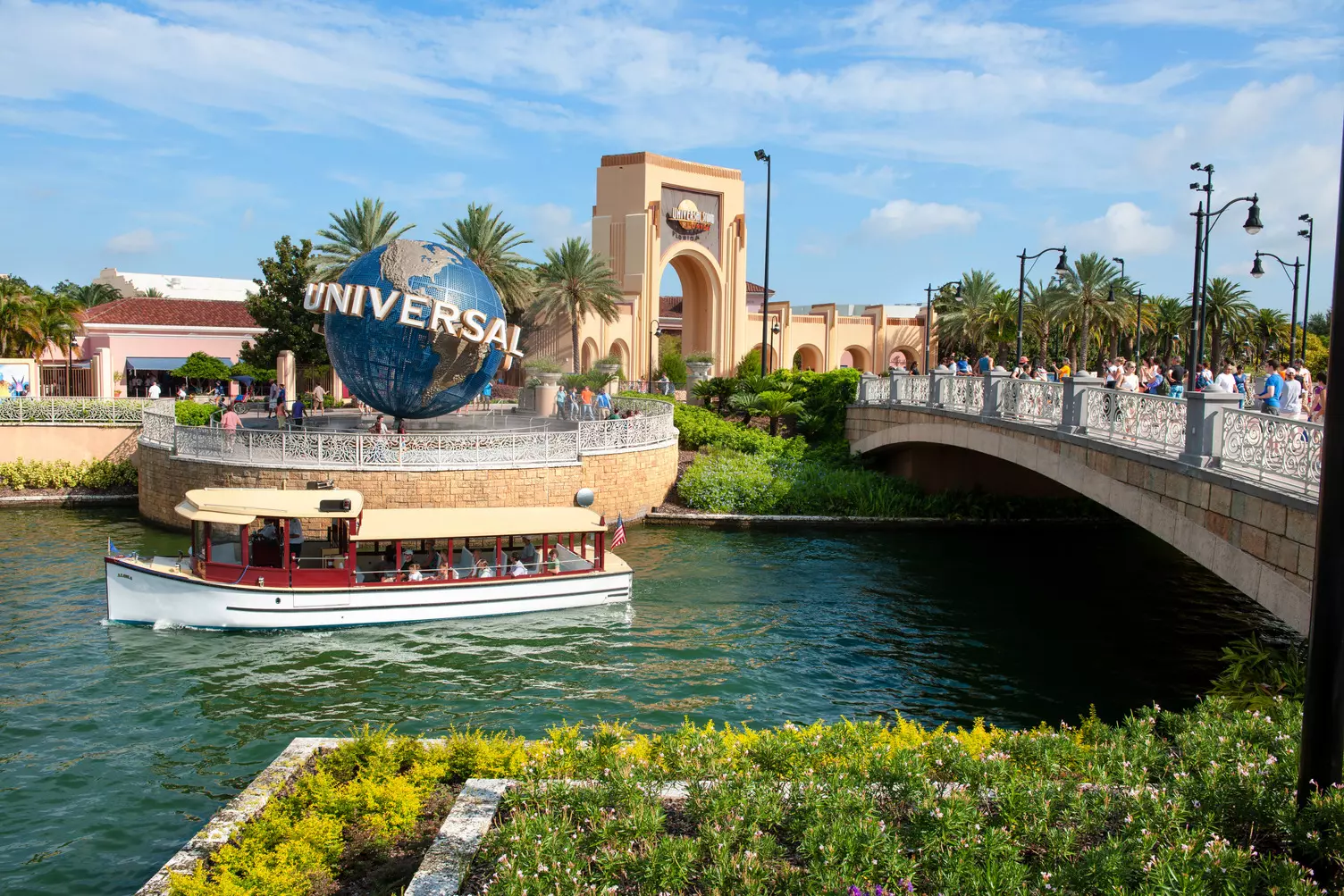 slider - American Butler