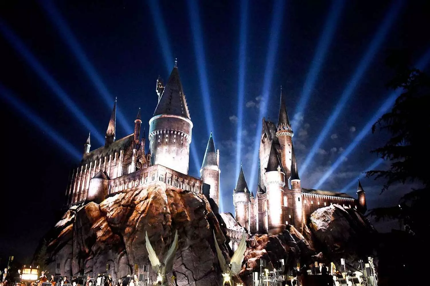 slider - American Butler