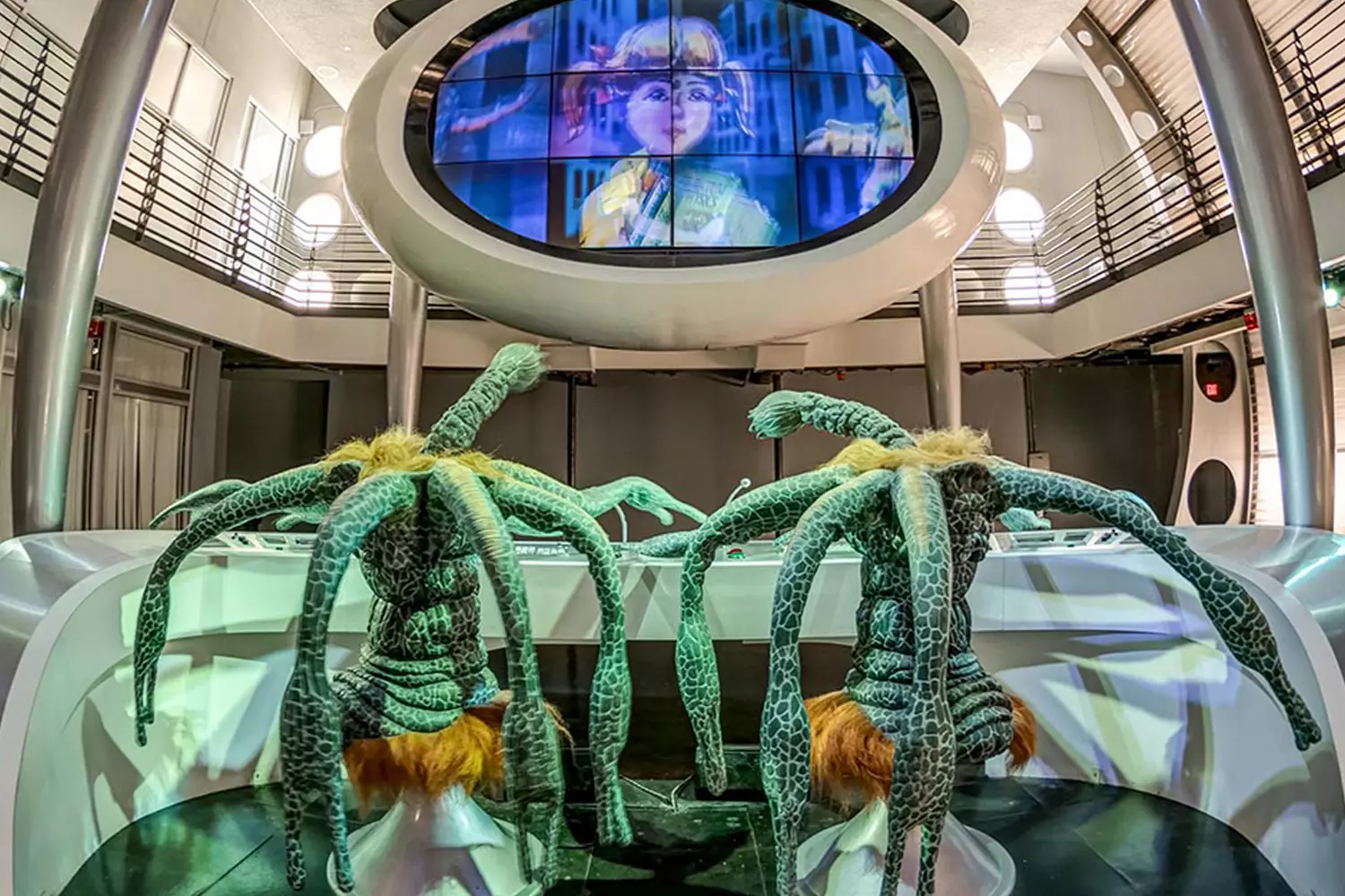 slider - American Butler