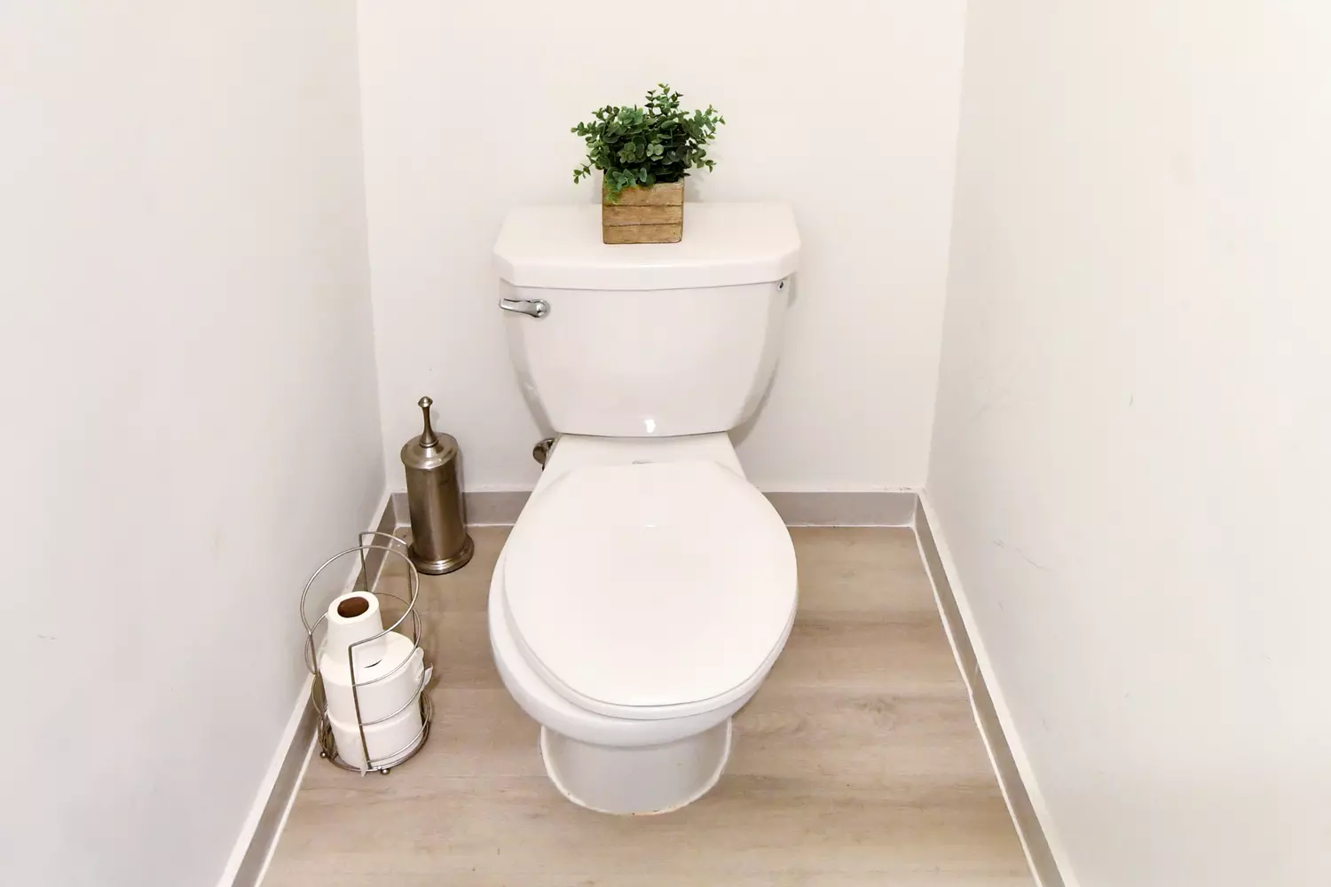 slider - American Butler